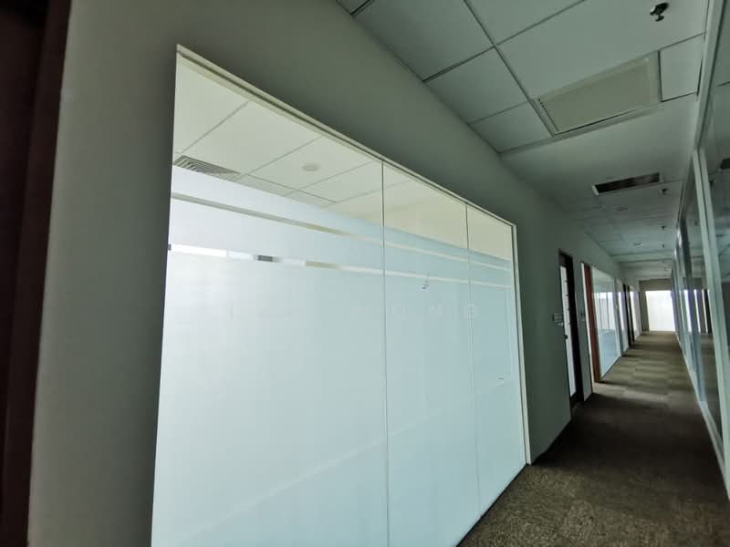 Office for Rent in KLCC (KL City Centre) - Ivy Wong - Corridor - PropertyGuru.com.my