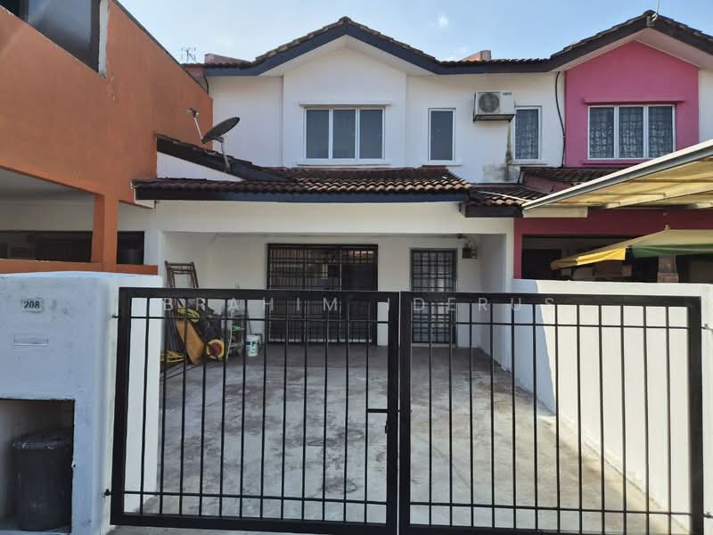 2-storey Terraced House for Rent in Rawang (Selangor) - Ibrahim Iderus - Exterior - PropertyGuru.com.my