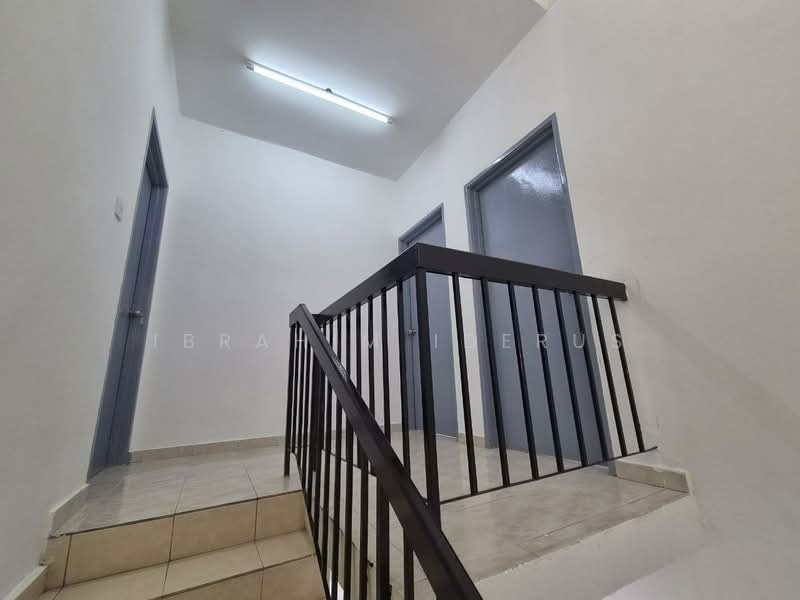 2-storey Terraced House for Rent in Rawang (Selangor) - Ibrahim Iderus - Corridor - PropertyGuru.com.my