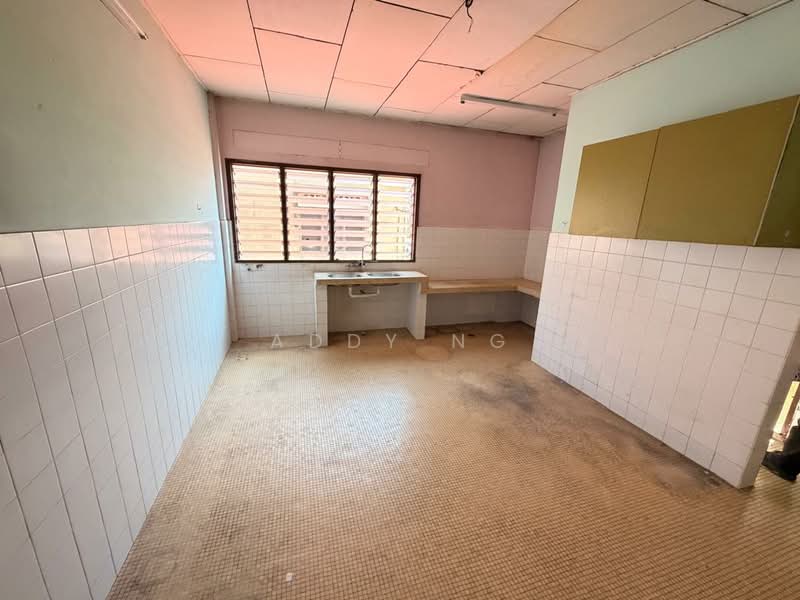Kedai / Pejabat untuk Disewa di Taman Suntex (Cheras) - Addy Ng - Kitchen - PropertyGuru.com.my