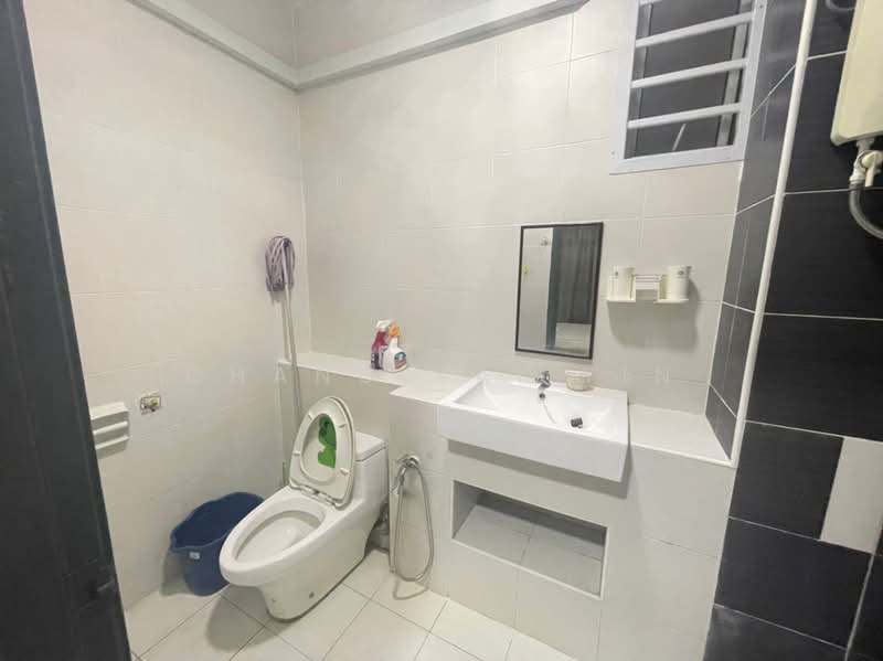 Service Residence for Sale at D'Ambience Residences (Pangsapuri Ikatan Flora) - Chang Kai Yin - PropertyGuru.com.my