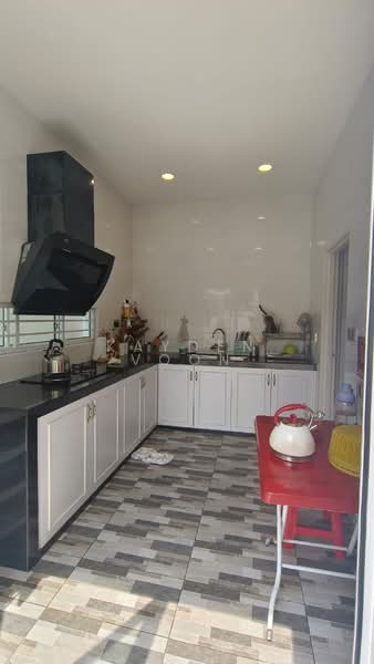 Rumah Kluster untuk Dijual di Taman Gaya (Ulu Tiram) - Kayden Voon - Kitchen - PropertyGuru.com.my