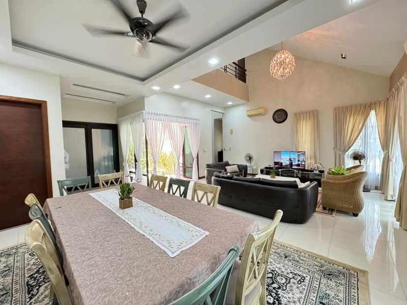 Rumah Berkembar untuk Dijual di Bukit Jelutong (Shah Alam) - Amril Najmin - PropertyGuru.com.my