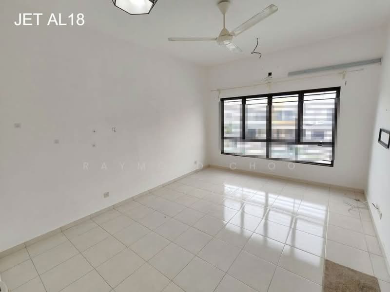 2-storey Terraced House for Sale in Shah Alam (Selangor) - Raymond Choo - Living Room - PropertyGuru.com.my