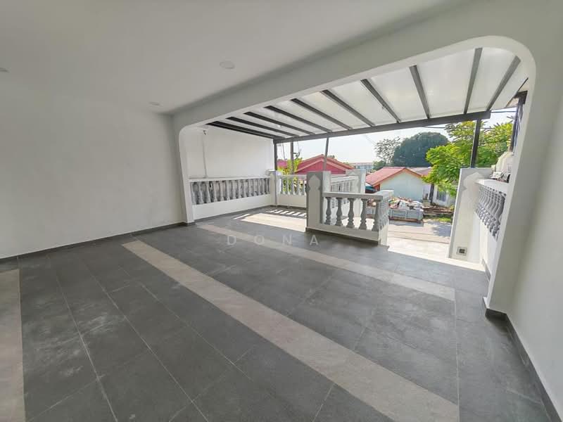 Rumah Teres 1 Tingkat untuk Dijual di Kampung Melayu Lima Kedai (Skudai) - Dona - PropertyGuru.com.my