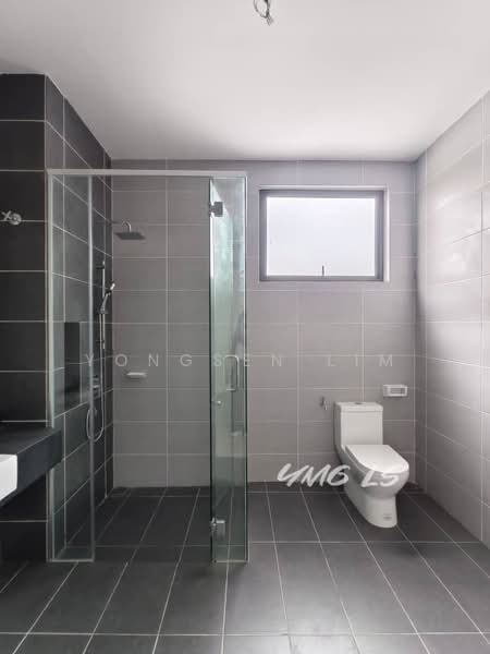 Semi-Detached House for Sale in Bandar Bestari (Klang) - Yongsen Lim - Bathroom - PropertyGuru.com.my
