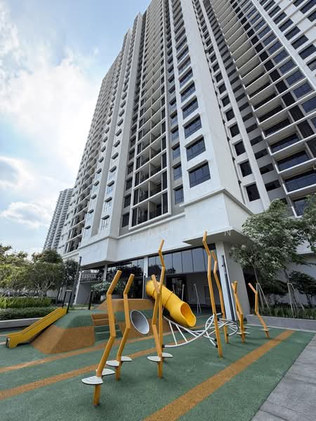 Kondominium untuk Disewa di Melawati : Park One - Nini Malini - Playground - PropertyGuru.com.my