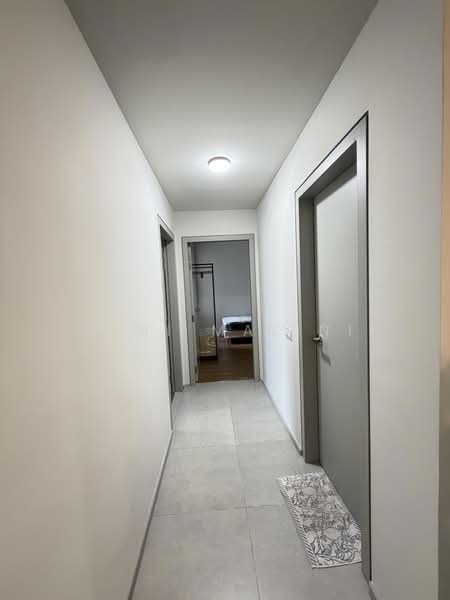 Kondominium untuk Disewa di Melawati : Park One - Nini Malini - Corridor - PropertyGuru.com.my