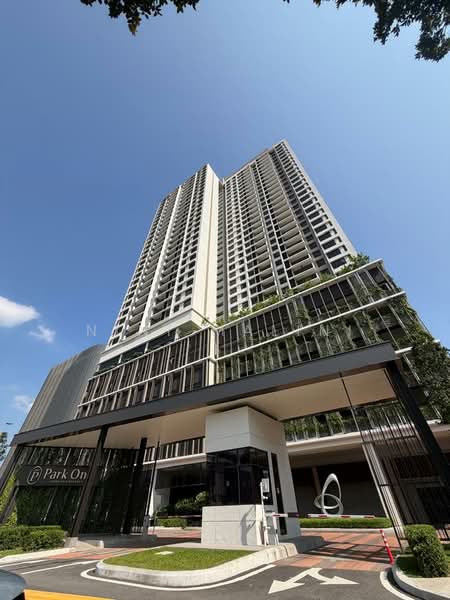 Kondominium untuk Disewa di Melawati : Park One - Nini Malini - Entrance - PropertyGuru.com.my