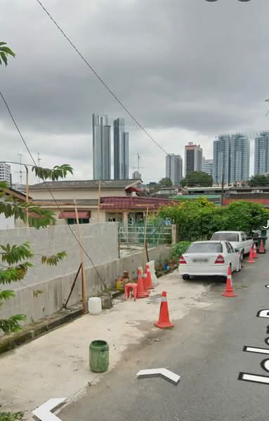 Rumah Teres 1 Tingkat untuk Dijual di Taman Abad (Johor Bahru) - SASER TAN. - Exterior - PropertyGuru.com.my
