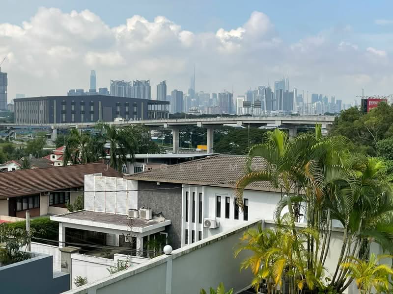 Bungalow for Sale in Taman Hillview (Ulu Kelang) - Jagger Moo - Exterior - PropertyGuru.com.my