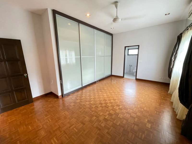 Bungalow for Sale in Taman Hillview (Ulu Kelang) - Jagger Moo - Bedroom - PropertyGuru.com.my