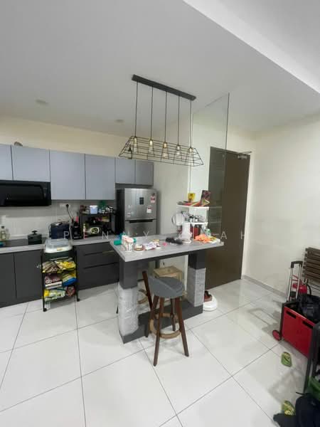 Service Residence for Sale at Suria Putra - Penny Quah - Kitchen - PropertyGuru.com.my