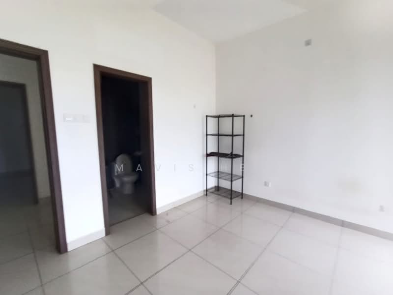 Servis Apartment untuk Disewa di D'Secret Garden (Pangsapuri Kempas Indah) - Mavis Hew - Bathroom - PropertyGuru.com.my
