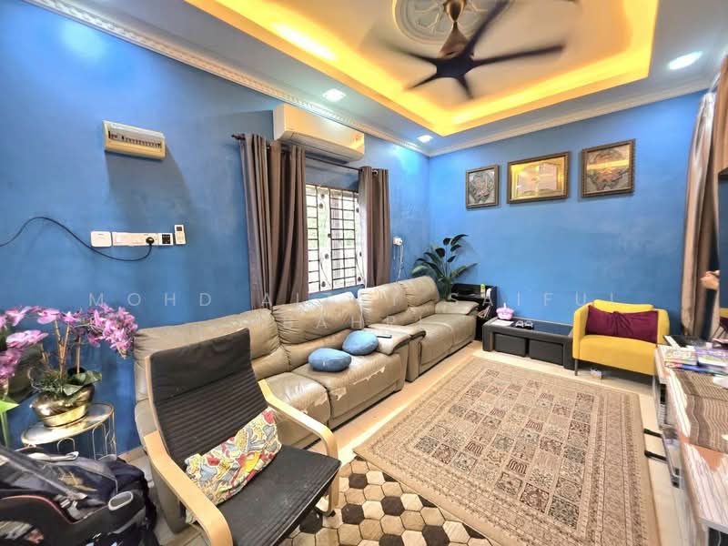 Rumah Berkembar untuk Dijual di Seksyen 30 (Shah Alam) - Mohd Aizat Saiful Bahri - PropertyGuru.com.my