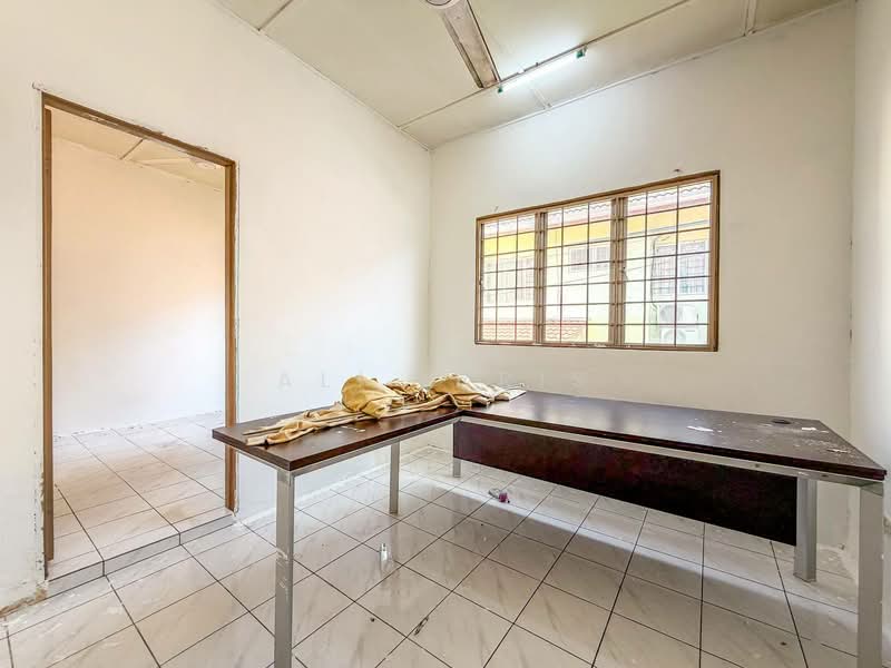 2-storey Terraced House for Sale in Seksyen 13 (Shah Alam) - Ali Idris - Interior - PropertyGuru.com.my