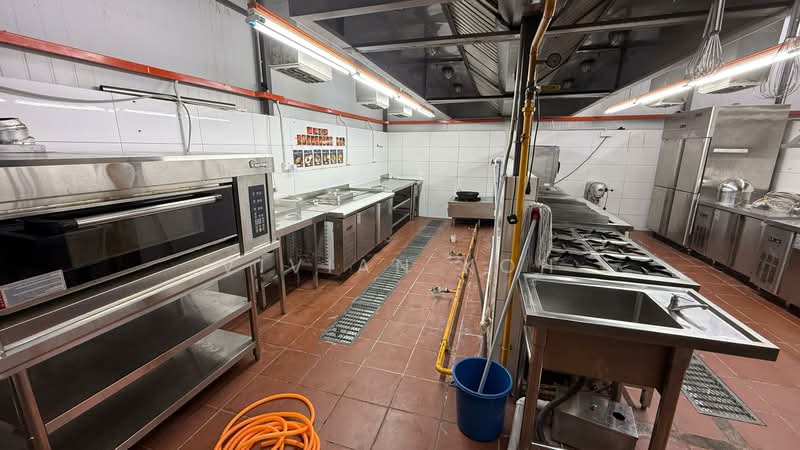 Tanah Komersial untuk Disewa di Setia Alam (Selangor) - Vivian Koh - Kitchen - PropertyGuru.com.my