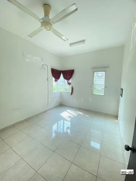 Rumah Berkembar untuk Dijual di Taman Aman Perdana (Kapar) - Tom Lee - PropertyGuru.com.my