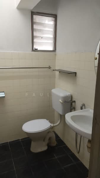 Pangsapuri untuk Disewa di Miharja (LRT Maluri) - Paul Po - Bathroom - PropertyGuru.com.my