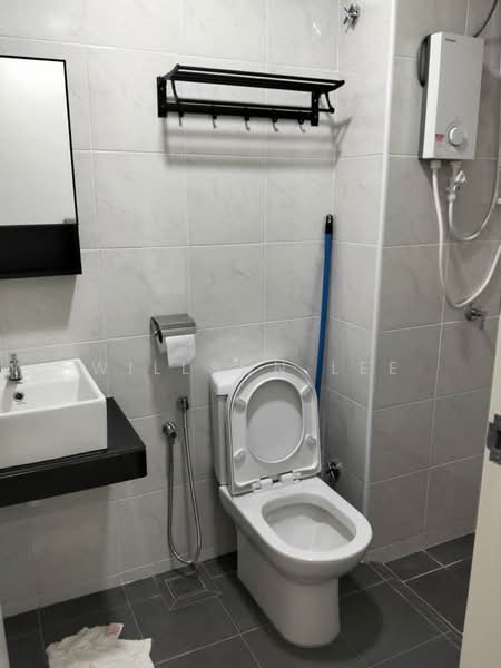 Townhouse for Rent in Bandar Cassia (Batu Kawan) - Willson Lee - Bathroom - PropertyGuru.com.my