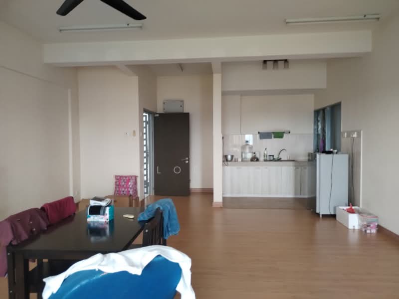 Condominium for Sale at Lagoon Suites - Chloe Tan - Kitchen - PropertyGuru.com.my