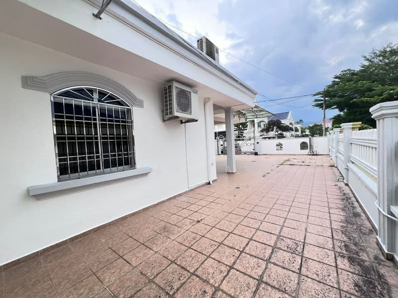 Rumah Berkembar untuk Dijual di Taman Delima (Kluang) - May Tan - PropertyGuru.com.my
