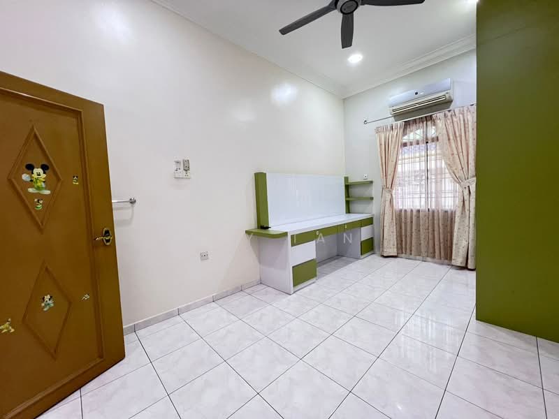 Rumah Berkembar untuk Dijual di Taman Delima (Kluang) - May Tan - PropertyGuru.com.my