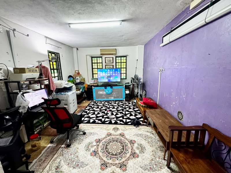 Rumah Teres 2 Tingkat untuk Dijual di Ukay Heights (Ampang) - Mohd Aizat Saiful Bahri - Living Room - PropertyGuru.com.my