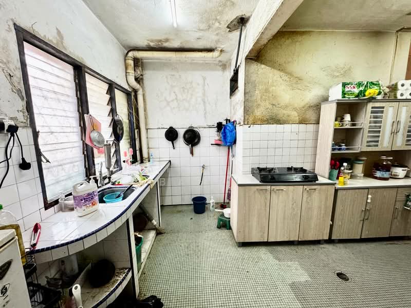 Rumah Teres 2 Tingkat untuk Dijual di Ukay Heights (Ampang) - Mohd Aizat Saiful Bahri - Kitchen - PropertyGuru.com.my