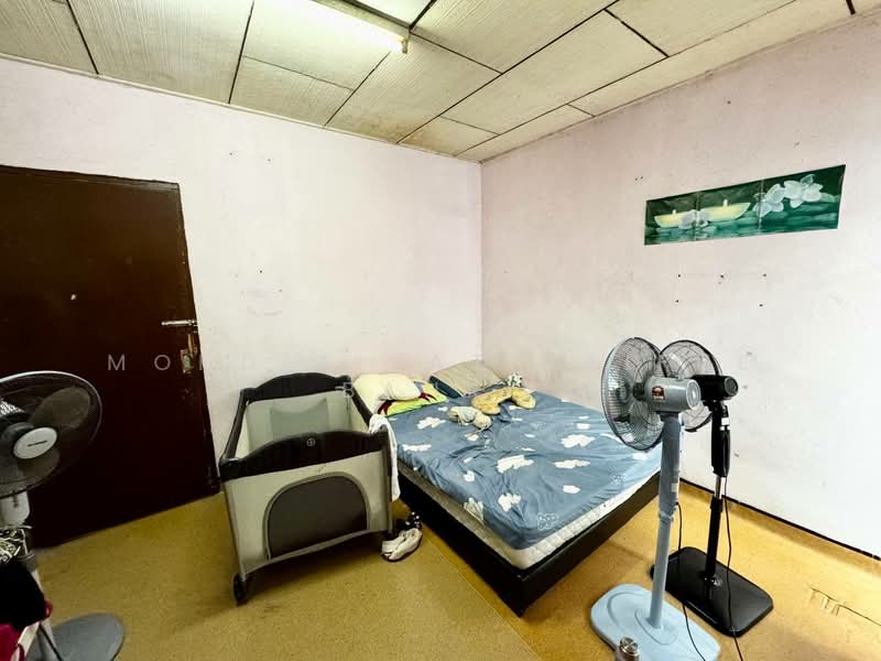 Rumah Teres 2 Tingkat untuk Dijual di Ukay Heights (Ampang) - Mohd Aizat Saiful Bahri - Bedroom - PropertyGuru.com.my