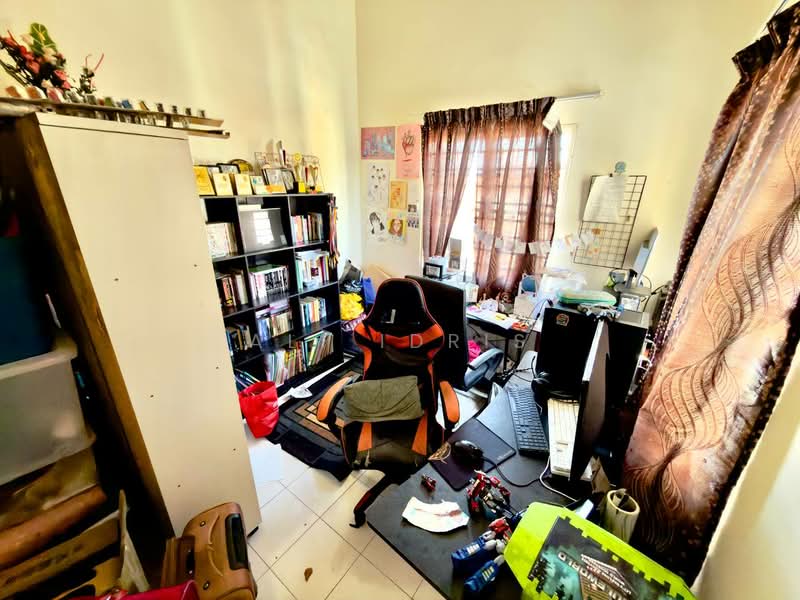 Rumah Teres 3 Tingkat untuk Dijual di Ukay Perdana (Ulu Kelang) - Ali Idris - PropertyGuru.com.my