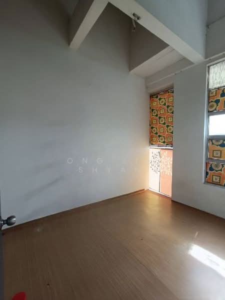 Shop / Office for Sale in Taman Johor Jaya (Johor Bahru) - Ong Lih Shyan - Interior - PropertyGuru.com.my