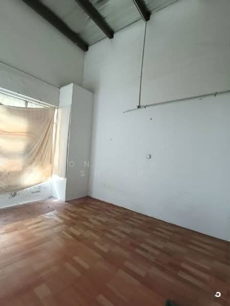 Shop / Office for Sale in Taman Johor Jaya (Johor Bahru) - Ong Lih Shyan - Interior - PropertyGuru.com.my