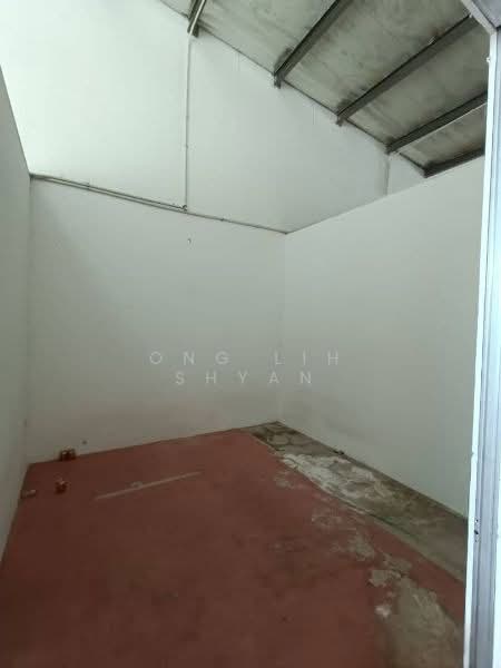 Shop / Office for Sale in Taman Johor Jaya (Johor Bahru) - Ong Lih Shyan - Interior - PropertyGuru.com.my