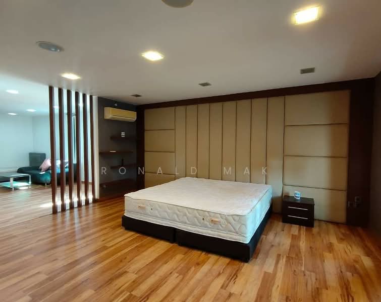 Semi-Detached House for Sale in Taman Pelangi (Johor Bahru) - Ronald Mak - Bedroom - PropertyGuru.com.my
