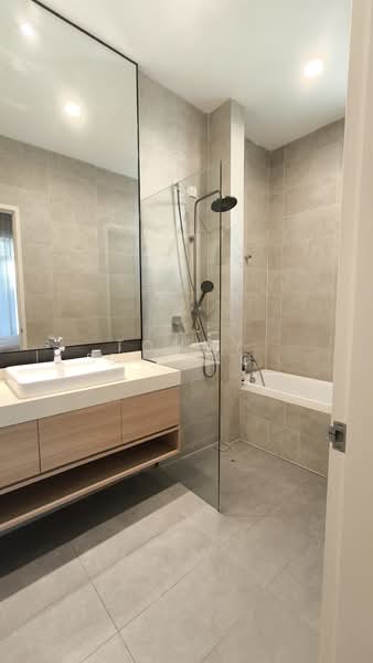 Semi-Detached House for Rent in Eco Majestic (Semenyih) - TOMMY CHIENG - Bathroom - PropertyGuru.com.my