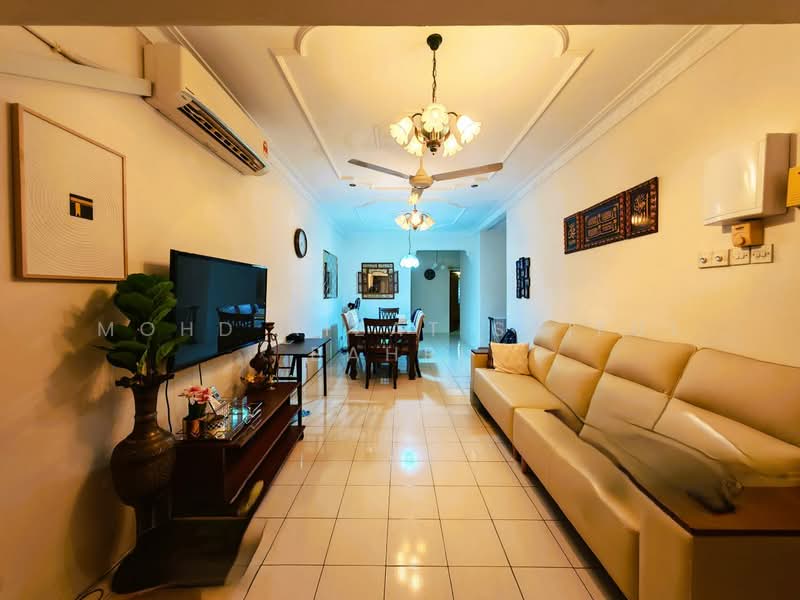 1-storey Terraced House for Sale in Keramat (Kuala Lumpur) - Mohd Aizat Saiful Bahri - Living Room - PropertyGuru.com.my