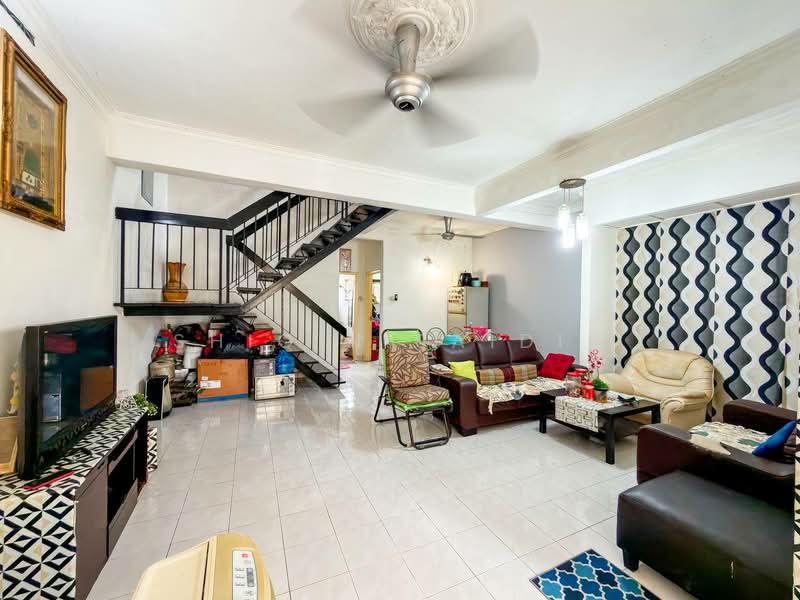 Rumah Teres 2 Tingkat untuk Dijual di Ampang Jaya (Ampang) - Shiqin Saidin - Living Room - PropertyGuru.com.my