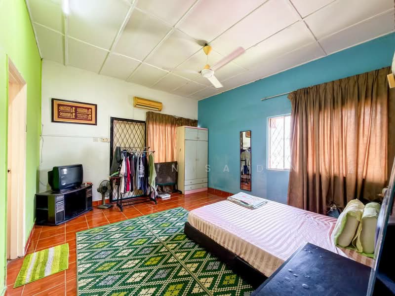 Rumah Teres 2 Tingkat untuk Dijual di Ampang Jaya (Ampang) - Shiqin Saidin - Bedroom - PropertyGuru.com.my