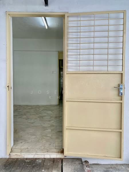 Flat for Sale at Taman Paya Terubong - Josephine Khor - Entrance - PropertyGuru.com.my