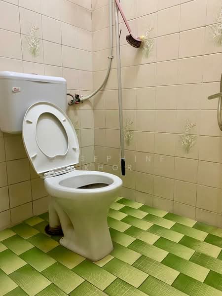 Flat for Sale at Taman Paya Terubong - Josephine Khor - Bathroom - PropertyGuru.com.my