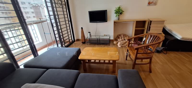 Condominium for Sale at Pelangi Utama 2 - Kerry Tam - Living Room - PropertyGuru.com.my