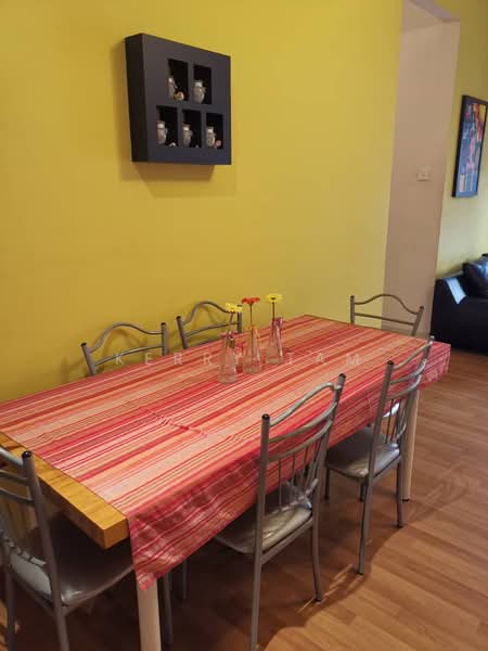 Condominium for Sale at Pelangi Utama 2 - Kerry Tam - Dining Room - PropertyGuru.com.my