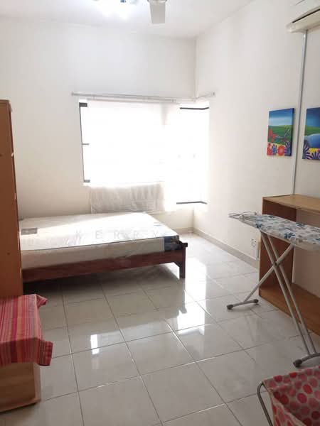 Condominium for Sale at Pelangi Utama 2 - Kerry Tam - Bedroom - PropertyGuru.com.my