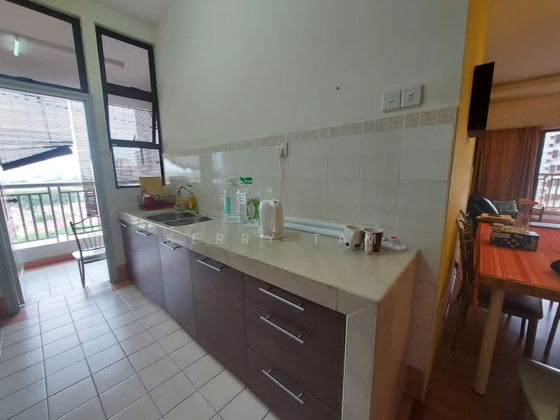 Condominium for Sale at Pelangi Utama 2 - Kerry Tam - Kitchen - PropertyGuru.com.my