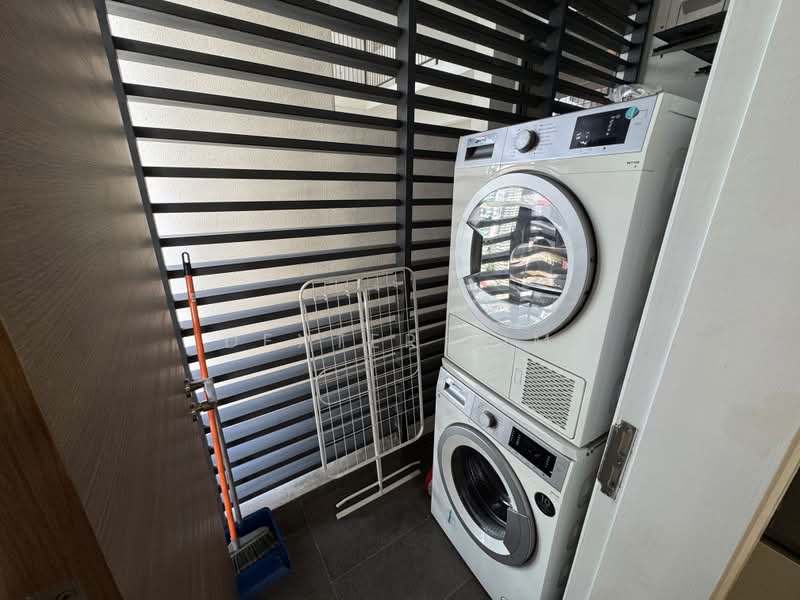 Service Residence for Sale at Aria - Dexter Lim - Balcony - PropertyGuru.com.my