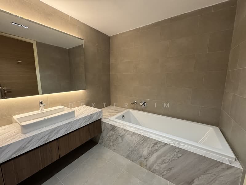 Service Residence for Sale at Aria - Dexter Lim - Bathroom - PropertyGuru.com.my