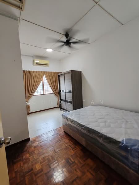 2-storey Terraced House for Sale in Bukit Rimau (Shah Alam) - Chloe Tan - Bedroom - PropertyGuru.com.my