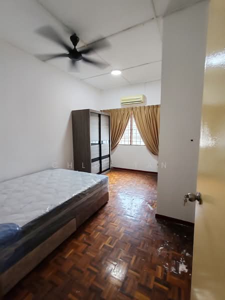 2-storey Terraced House for Sale in Bukit Rimau (Shah Alam) - Chloe Tan - Bedroom - PropertyGuru.com.my