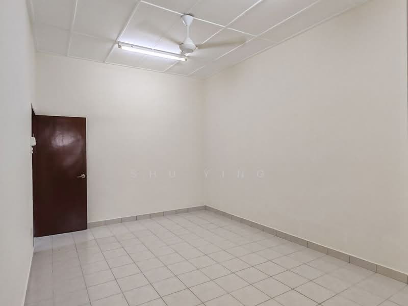 1-storey Terraced House for Sale in Taman Pelangi Indah (Ulu Tiram) - Shu Ying - Interior - PropertyGuru.com.my